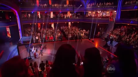Zendaya & Valentin Chmerkovskiy - Hip-hop - Dancing With the Stars 2013 - Week 9