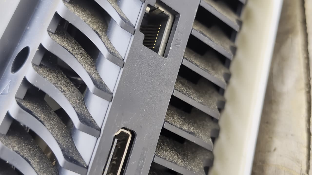 Dirty PS5 With HDMI and USB Damage!