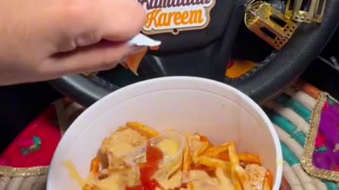 Eat KFC in Car 🚗