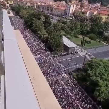 France - Millions are now Taking To The Streets
