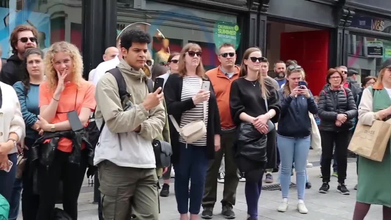AMAZED ONLOOKERS when 17yr old STARTS SINGING -Bruce Springsteen -I'm On Fire (Allie Sherlock Cover)