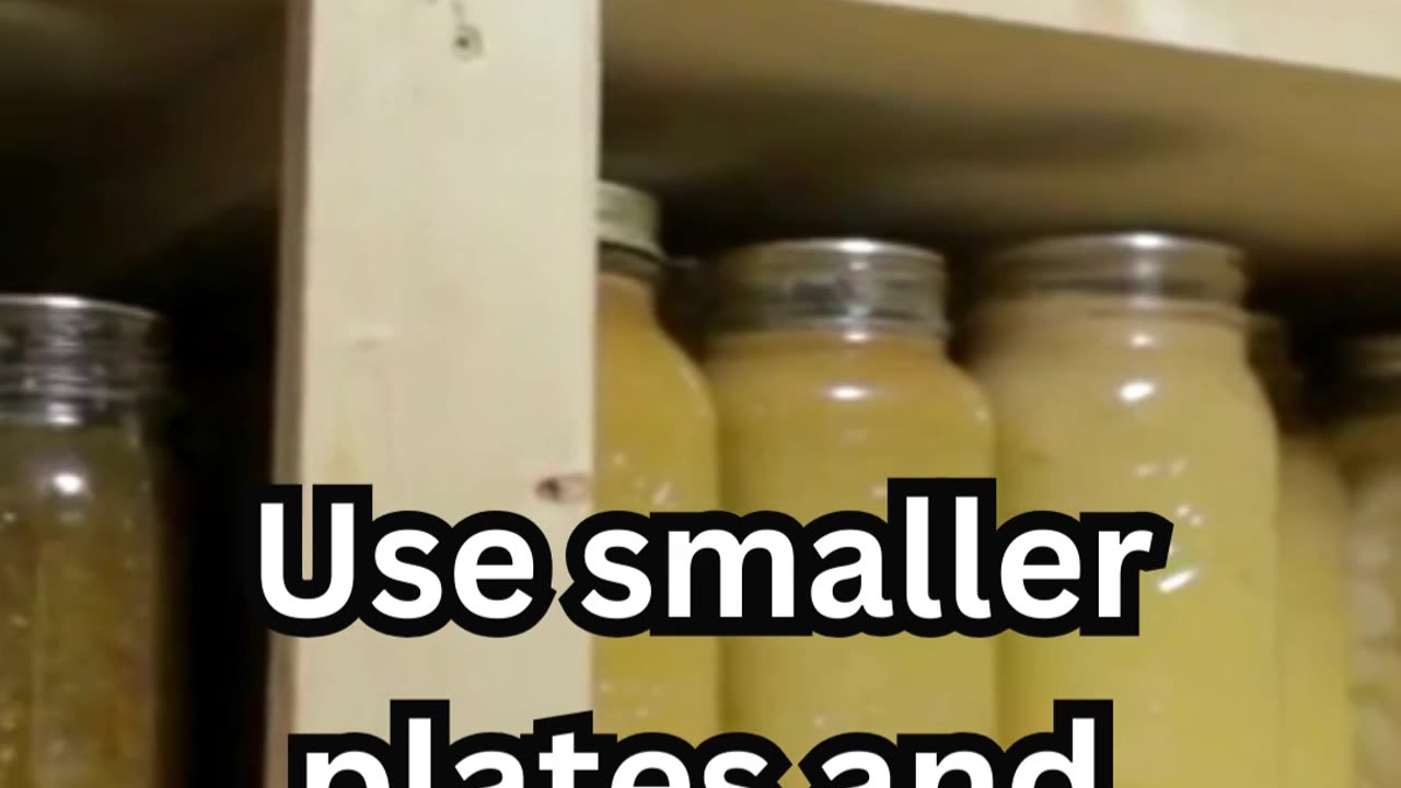 Trick your mind into eating less. #PortionControl #SmallPlates