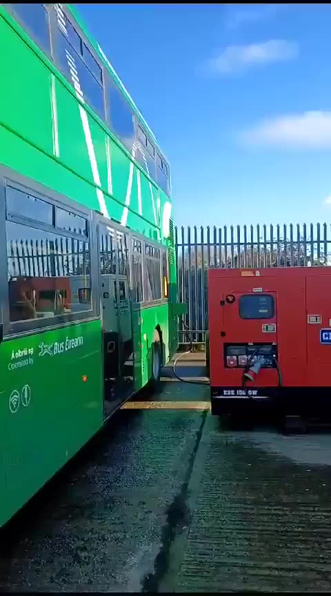 😳🤔 Ireland: Electric buses recharged with diesel generators.
