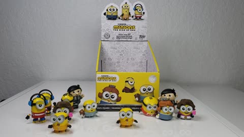 Opening a Complete Case of Funko mystery minis: Minions The rise of Gru