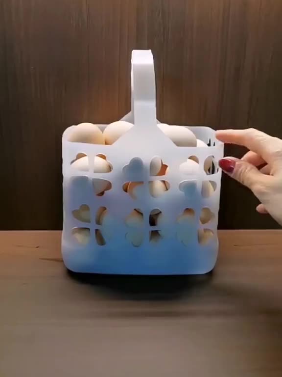 Make Basket out of plastic bottle