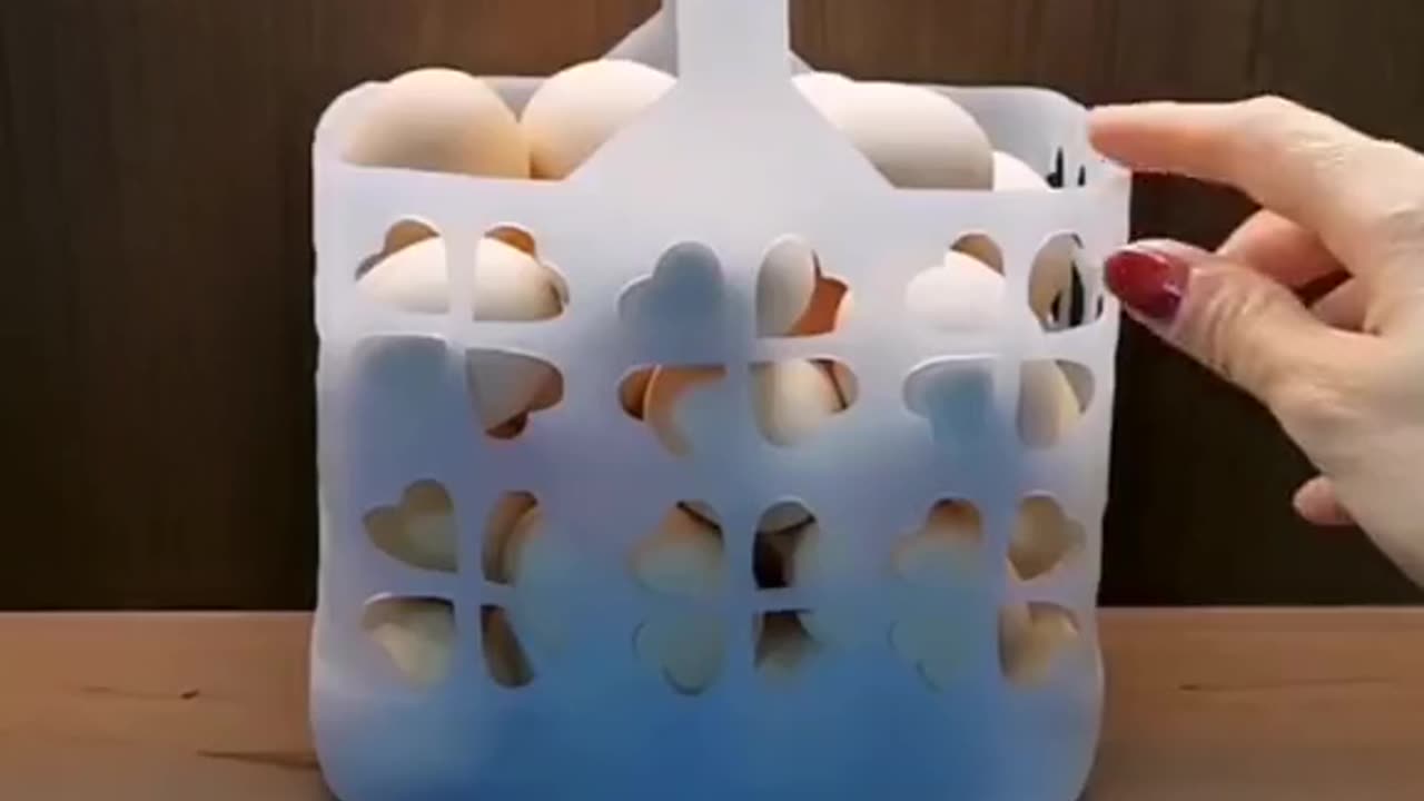 Make Basket out of plastic bottle