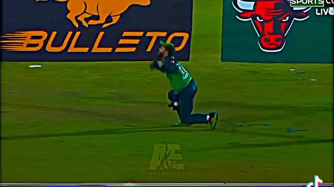 Pakistani pacer on fire 🔥✌️ 🇵🇰
