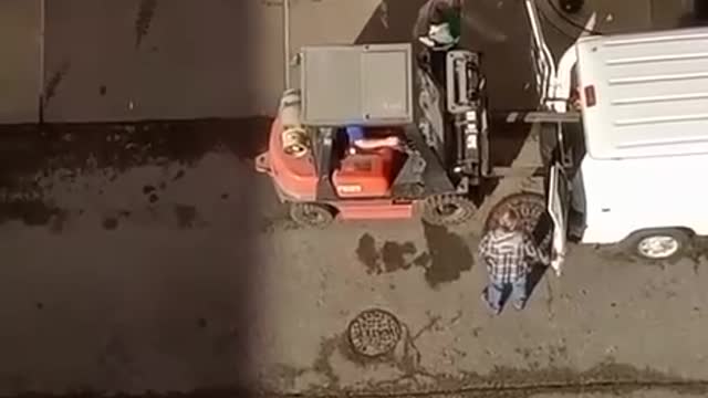 St. Louis, Federal Reserve Plate being remove