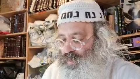 האיש מדיר את בנו בנזיר ואין האשה מדרת את בנה בנזיר איש אין אבל אשה לא הלכה- שיר נ נח מסכת נזיר דף כח