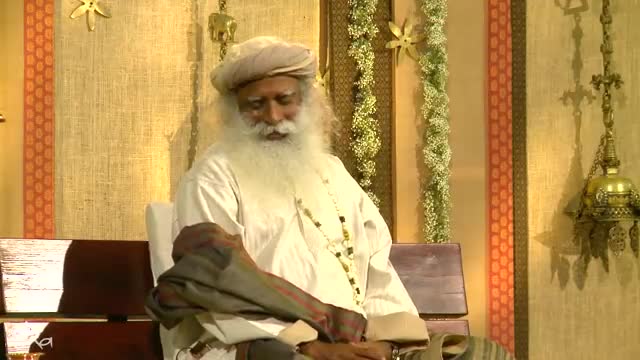 Why Relationships Go From Love to Hate – Sadhguru