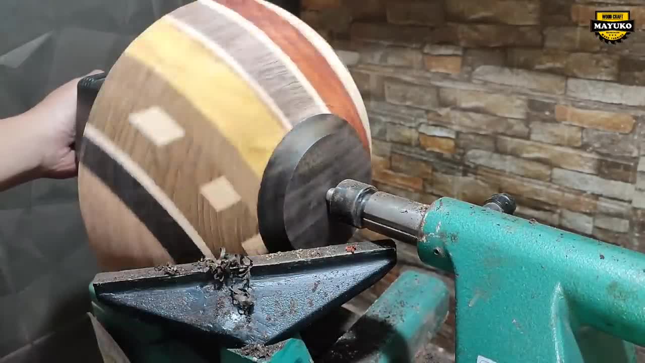MIXED WOOD SALAD BOWL, woodturning