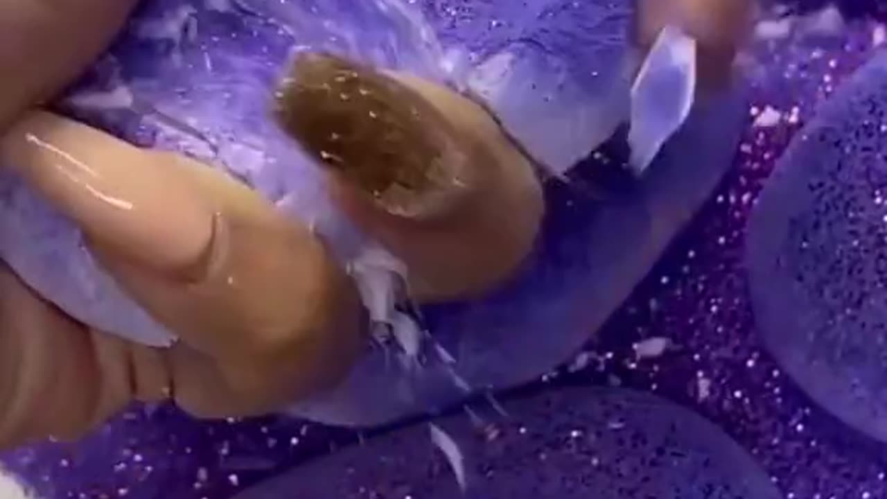 Crushing gym chalk