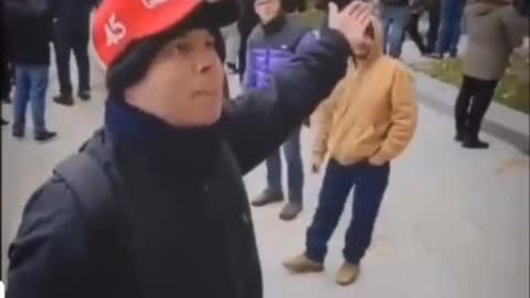 Maga patriot telling capital police do their job