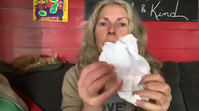 Le show des clowns en autorité n'est plus crédible - The trust is broken