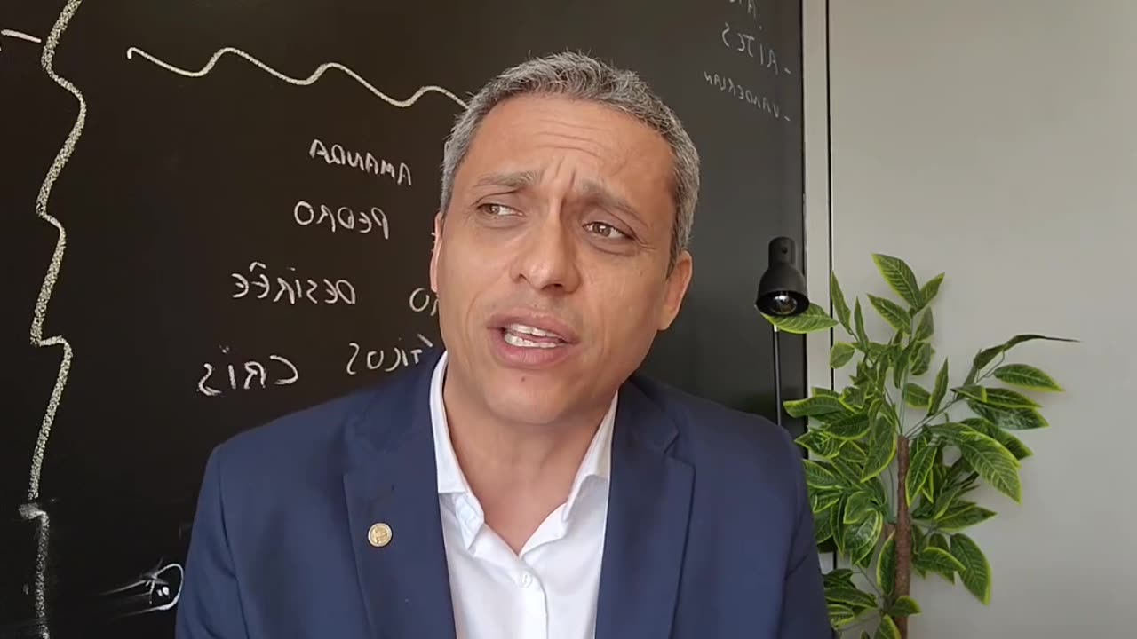 Eu não vou mais zombar da turminha do "fazuely" - Eles já estão sendo humilhados demais pelo Lula.