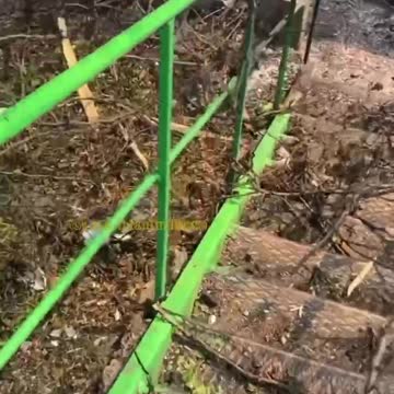 Ruská armáda zaútočila na štáb ukrajinských nacistů umístěný v budově gymnázia v Lisičansku