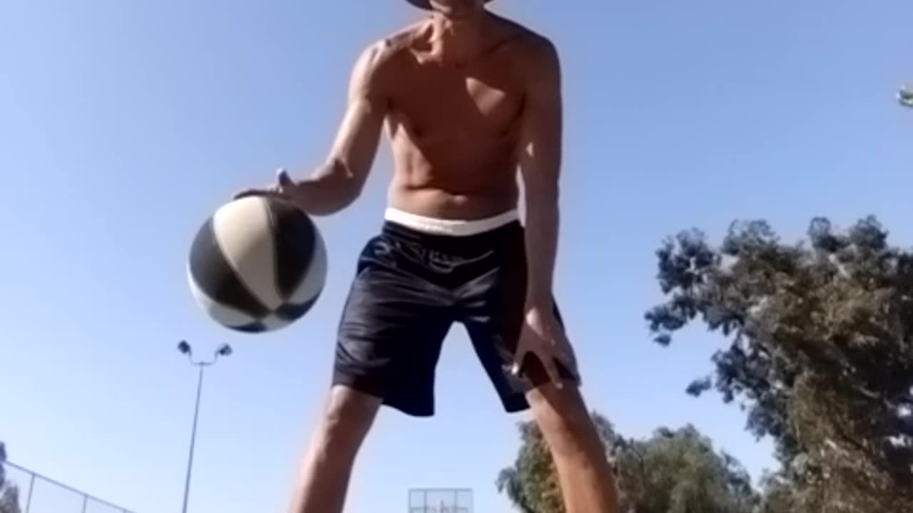 THE FUNNIEST THING I'VE EVER SEEN. Apr 15, 2023, 4:16pm. COCOA UP!! A BEETLE = JOY!