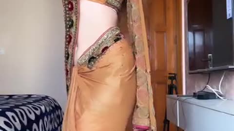 Dhire dhire bol koi sunnale video 2