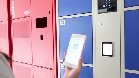 Steel Cold Metal Storage Locker With Electronic Lock Mobile Phone Charging Station