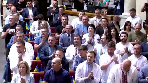 Zelenskiy addresses parliament under air-raid sirens