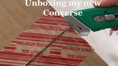 Converse Unboxing