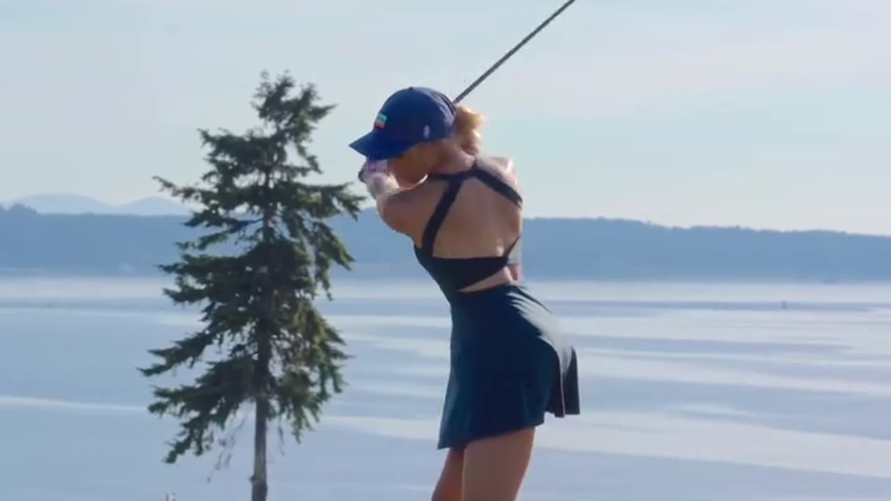 Young Golf Prodigy in Action | Amazing Girl's Golf Skills!