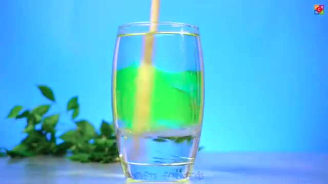 20 AMAZING SCIENCE EXPERIMENTS TO DO AT HOME!