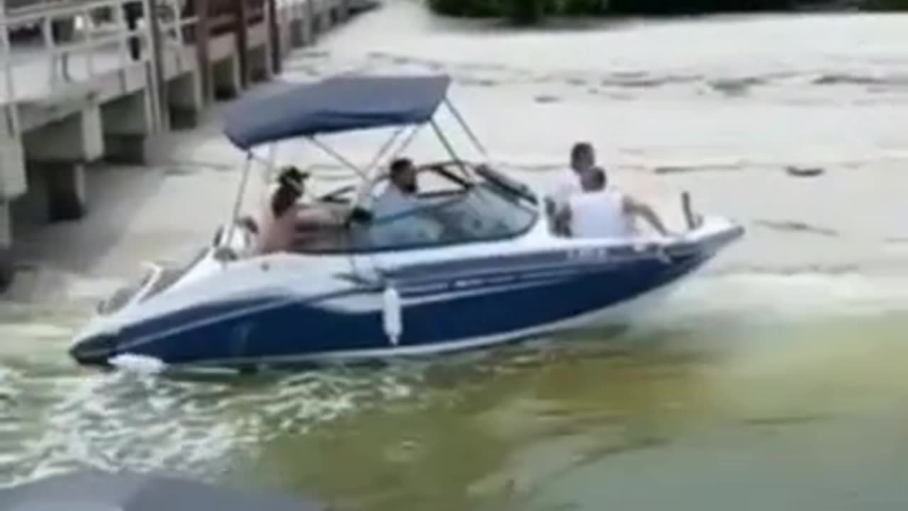 A 3 Second Tour (boat rental fail)