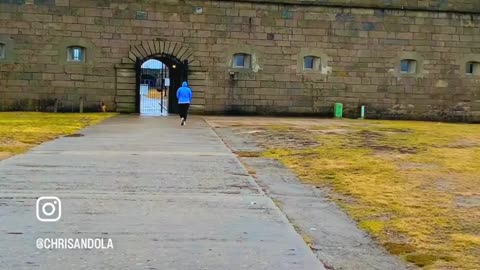 STORMING A FORT! 😂
