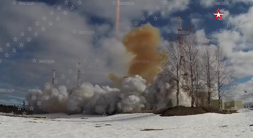 Ukraine War - High-quality footage of the Sarmat missile launch.