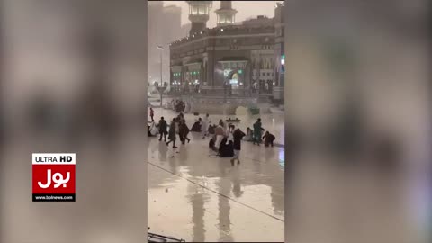 Thunder Storm in Haram Mecca | Heavy Rain in Haram Sharif | Breaking News