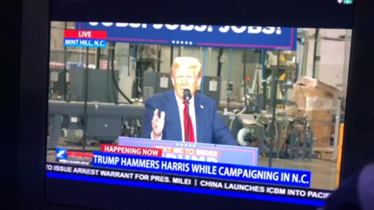 OANN live trump hammers harry Balz as commie dogs Wednesday 01:53 pm