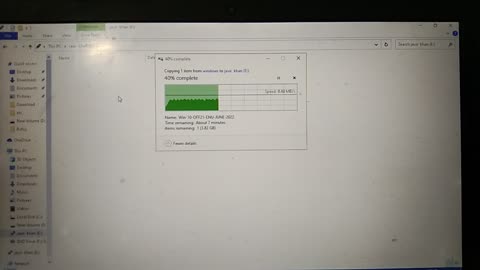 Copy in windows 10 iso
