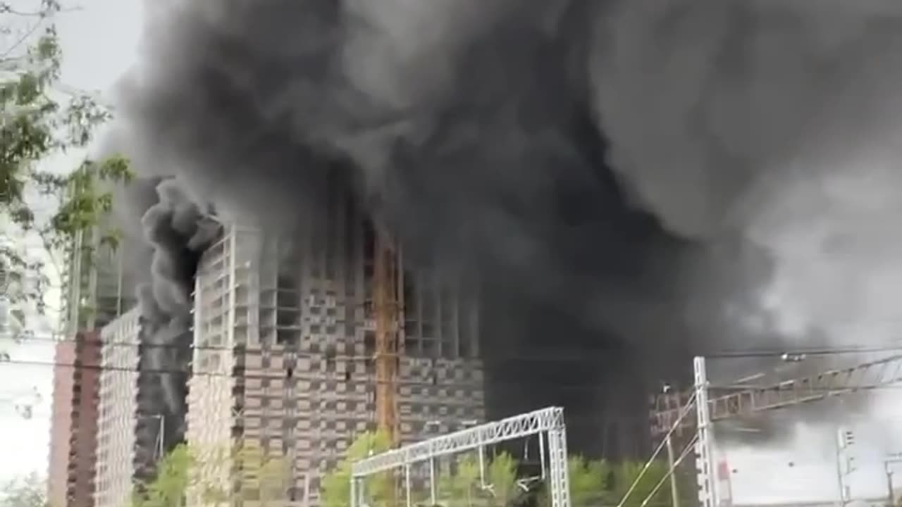 Black smoke in Moscow. p3