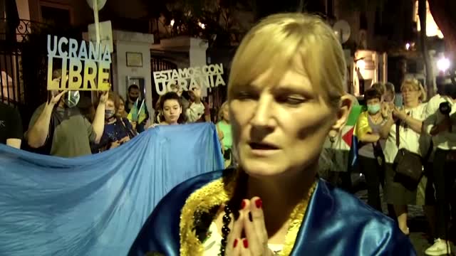 Ukrainians in Latin America protest Russia's invasion