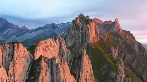 2 == The Alps 4K - 60 Minute Relaxation Film with Calming Music - 副本