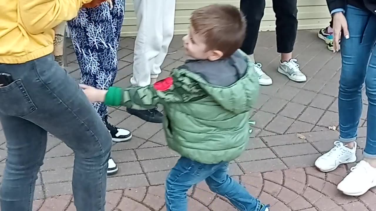 In Chelyuskintsev Park