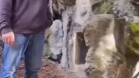 Hidden in the rock 👀