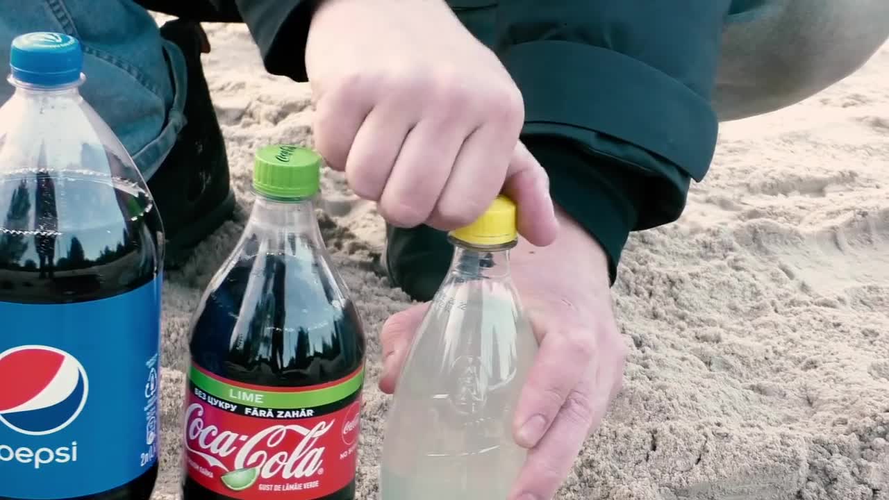 Eruption Big Volcano and Spiral Worm From Coca-cola,Fanta , Mirinda and MENTOS