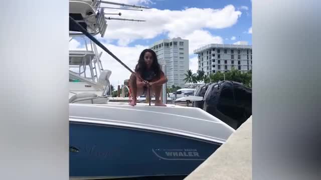 FUNNY VIDEO