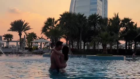 showing us the most romantic sunset pool views in Dubai 🥰🥹