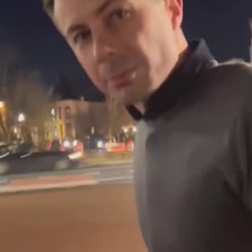 Mayor Pete Gets Confronted In The Street Over East Palestine Disaster