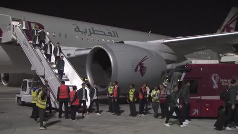 Bale and Wales teammates arrive in Doha ahead of the Qatar 2022 World Cup The Dragons