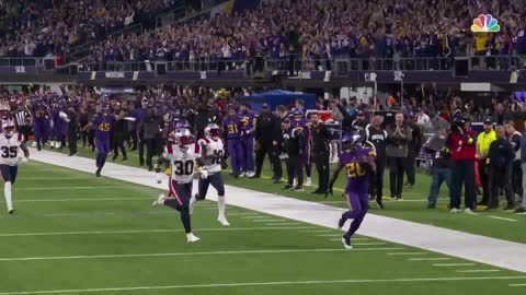 VIKINGS KICK RETURN FOR A TOUCHDOWN!