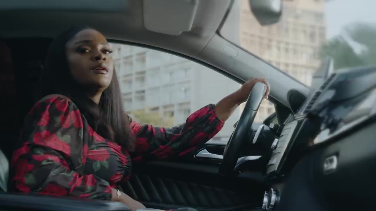 Fally Ipupa - Mal accompagné (Clip Officiel)