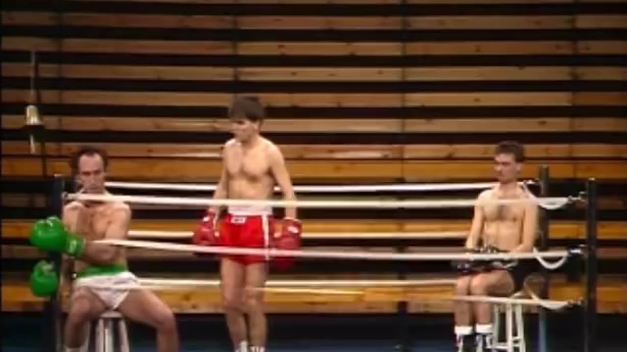 Funny video 🤣🤣 mix boxing