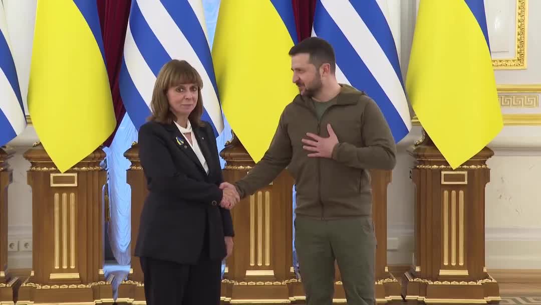 Zelensky welcome Greek President Katerina Sakellaropoulou to Ukraine