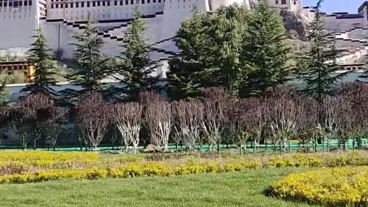 POTALA PALACE IN LHASA TIBET