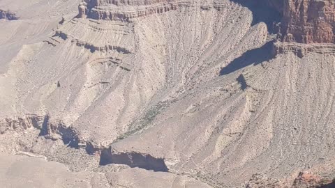 View of the Grand Canyon south rim