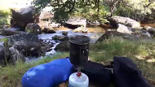 Boiling water to make a coffee. Riverside. Aug 2022